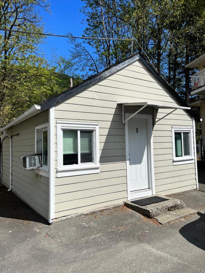 Lake Errock Motel Harrison Mills Εξωτερικό φωτογραφία